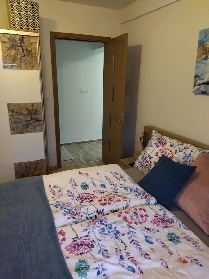 Valentin Apartman Mako Exterior photo